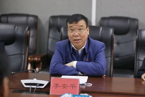 365电子游戏董事长李安平